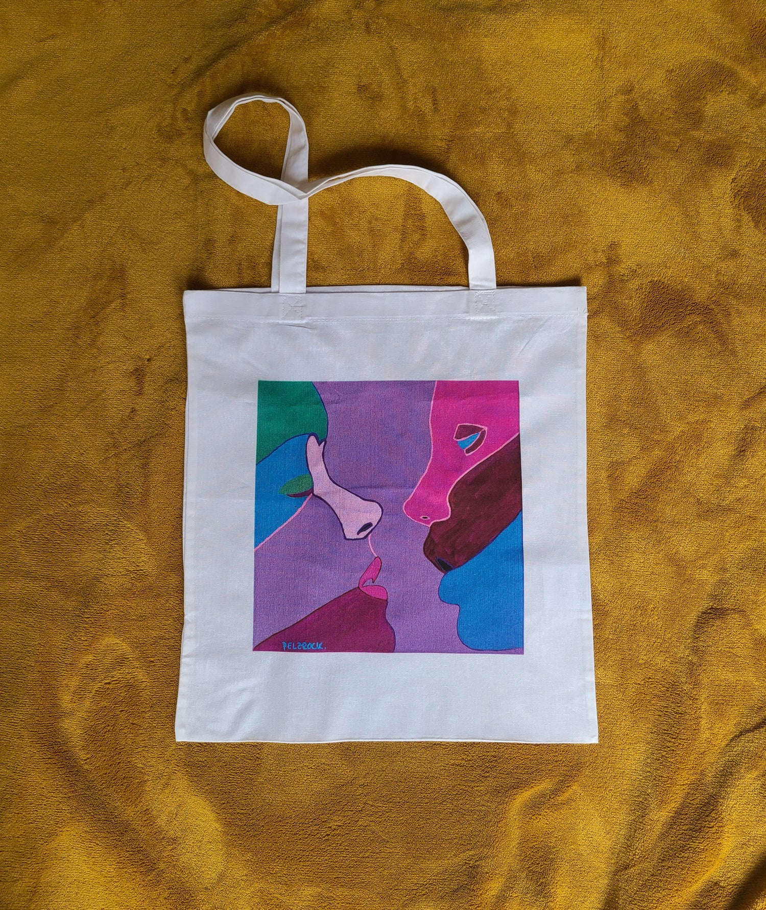 TOTE BAGS